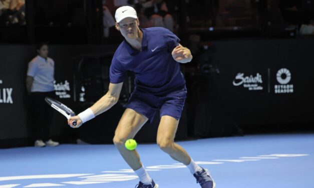 Sinner vince la Six Kings Slam: Alcaraz demolito in due set