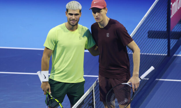 Si accende lo spettacolo all’Inalpi Arena: il passante di Alcaraz è da applausi