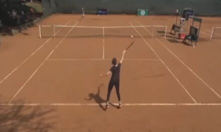 Assurdo all’ITF W35 di Nairobi: wild card per Hajar Abdelkader, ma la tennista non sa giocare – VIDEO