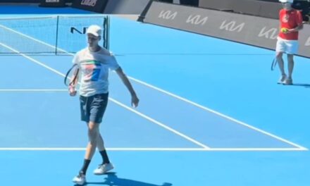 “Questa racchetta fa cag*re”: Sinner spiazza tutti durante l’allenamento