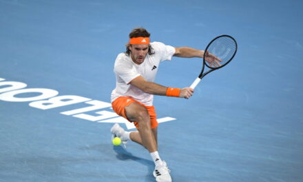 Miami Open – Tsitsipas e la sterile polemica sulle luci: “Dovresti vergognarti”