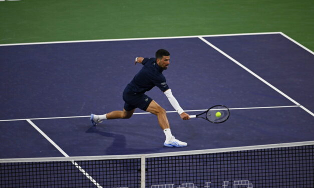 Djokovic vince uno scambio assurdo contro Draper: spettacolo a Indian Wells