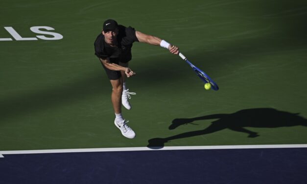 Shapovalov sprecone! Deve lavorare su lancio e pause