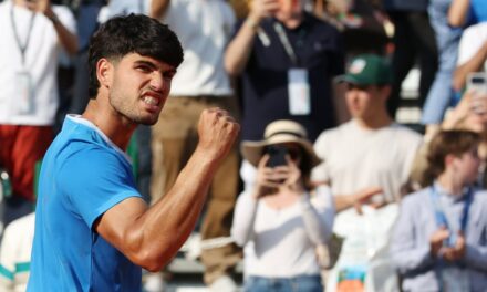 Atp Montecarlo – Alcaraz spegne i sogni di Vacherot e raggiunge Sinner in finale