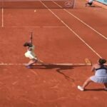 Paolini ed Errani sorprendono a Madrid: il posizionamento al servizio diventa virale – VIDEO