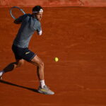 Musetti disegna tennis a Barcellona: che rovescio per prendersi il break (VIDEO)