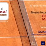 ATTIMI DI TENNIS: danzando sul rosso”. La nuova mostra di Giorgio Maiozzi