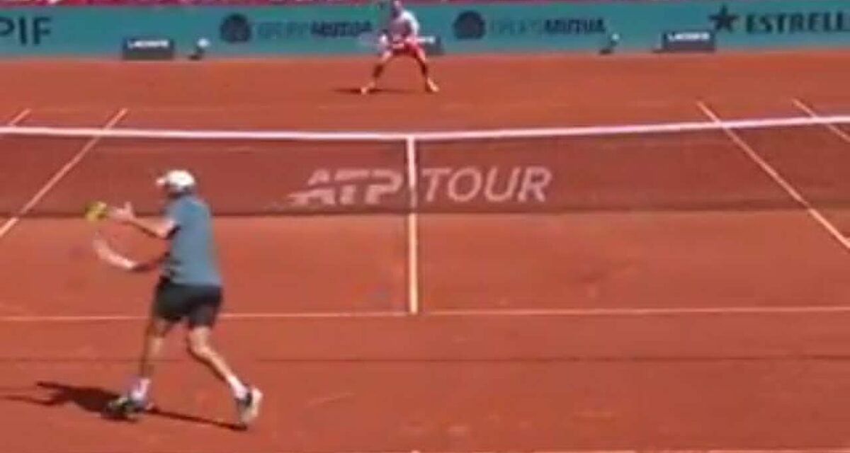 Atp Madrid – Sinner sorprende Norrie con una splendida palla corta , piovono applausi – VIDEO