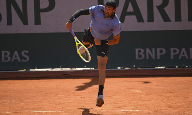 Roland Garros – Berrettini supera Caratti: è l’italiano con il ranking più basso a qualificarsi nei quarti di uno Slam