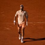 Djokovic amaro: “Ho avuto le mie chance, Fonseca troppo bravo. Tornerò qui? Non lo so”