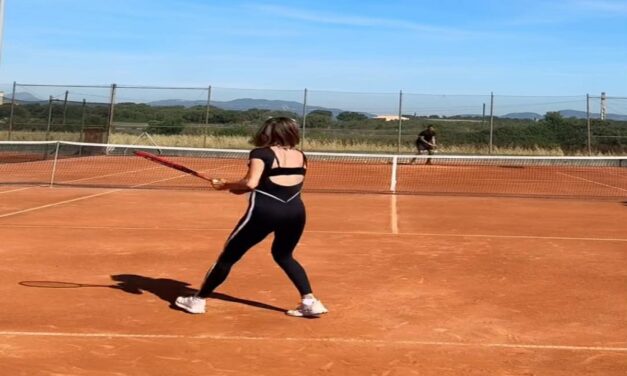 Camila Giorgi si allena: “Warm up mentre sono incinta di 23 settimane” – VIDEO
