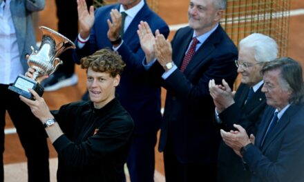 I complimenti di Djokovic a Sinner: “Benvenuto nel club esclusivo”