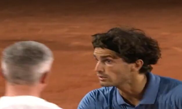 Furia Herbert contro il giudice di sedia: decisione non gradita e polemica nel match vs Sonego – VIDEO