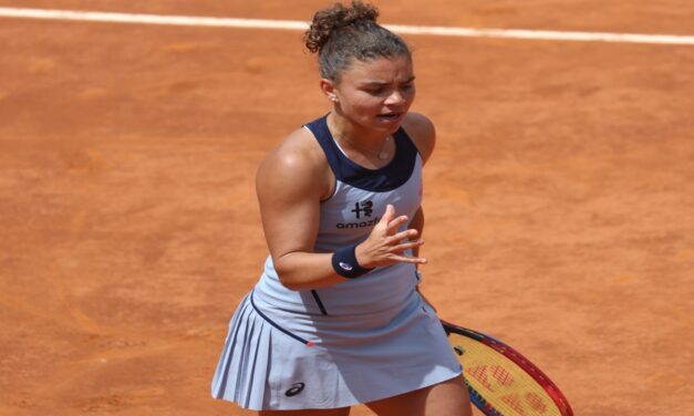 Wta Roma – Paolini soffre ma si salva. Battuta Jeanjean in rimonta