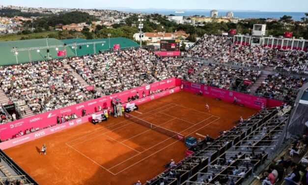 L’Estoril Open mette il bikini