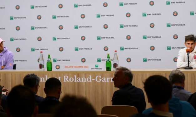 McEnroe punta su Zverev: “Cobolli ha il 30% di possibilità di vincere. Non ho capito la conferenza di Arnaldi”