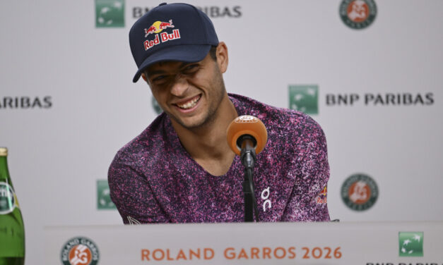 Cobolli scherza in conferenza stampa: “Serena? Ha provato a intimidirmi, ma non ha funzionato”