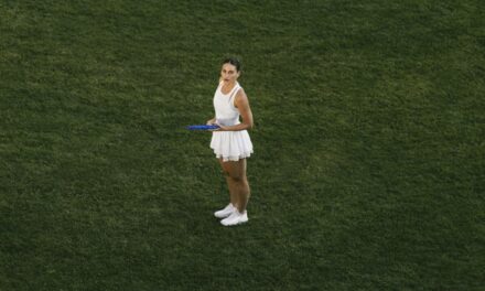Wilson e Marta Kostyuk svelano la nuova evoluzione del “The MartaDress”, ridefinendo il futuro dell’abbigliamento