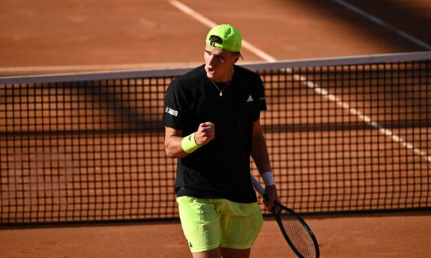 Roland Garros – Un Mensik ‘Deluxe’ vola in semifinale, Fonseca asfaltato