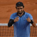 Berrettini, cuore e grinta per volare nei quarti al Roland Garros: sconfitto Cerundolo in tre set