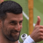 Proposta di matrimonio a Wimbledon sul Centrale, Djokovic: “Aspetto l’invito” (VIDEO)