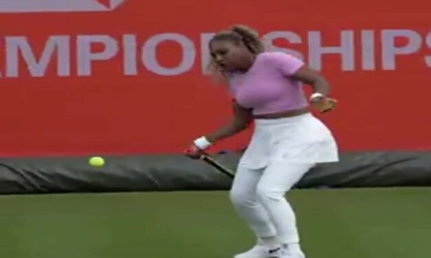 Serena Williams torna ad allenarsi in vista del rientro ufficiale in campo – VIDEO