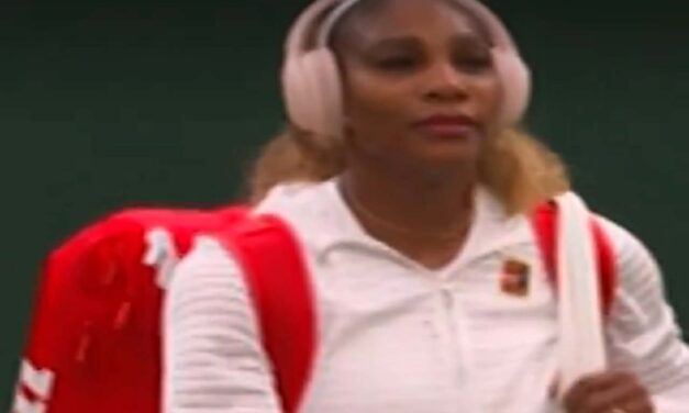 Serena Williams torna a Wimbledon: standing ovation per il ritorno della ‘Regina’ – VIDEO