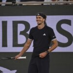 Alexander Zverev torna in finale al Roland Garros: successo in quattro set su Jakub Mensik