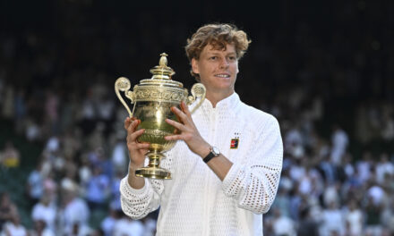 Il ballo dei vincitori di Wimbledon tra Sinner e Noskova (VIDEO)