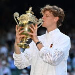 Il Re non abbandona il suo trono: Jannik Sinner si conferma campione a Wimbledon!