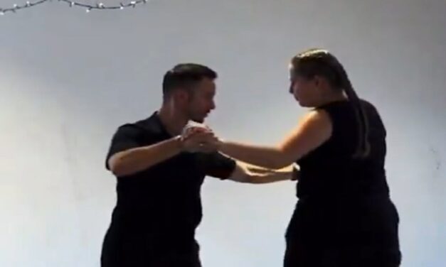 Ostapenko nelle vesti di ballerina: la tennista diventa virale sui social – VIDEO
