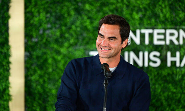 Federer entra nella Hall of Fame: “Il tennis è stato tutto, mi sono goduto ogni istante”