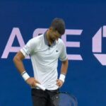 Djokovic esplode in lacrime agli Us Open: anche il pubblico si emoziona per il serbo – VIDEO