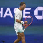 Lob in tweener di Flavio Cobolli: c’è già il colpo del torneo (VIDEO)