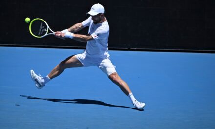 Moutet e la confessione sul tennis: “Ci porta al limite, gioco sul dolore dallo scorso anno”