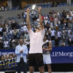 L’OMS celebra Zverev dopo il trionfo agli US Open