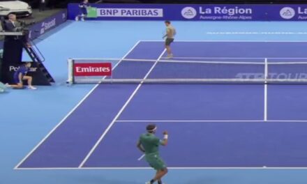 Cobolli-Musetti, il romano si aggiudica il primo set: che passante nel game decisivo – VIDEO