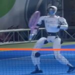 In Cina sbarca il tennista robot: le immagini diventano virali – VIDEO
